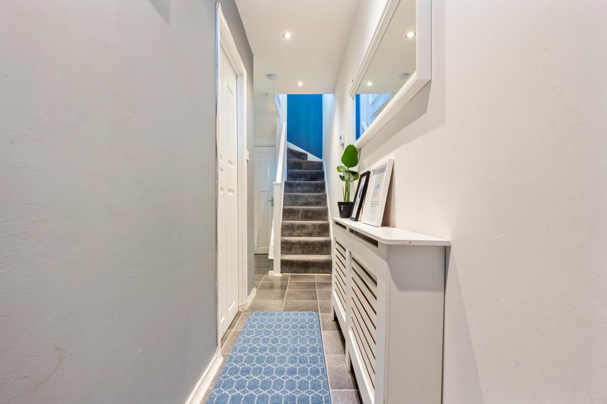 Comfy 4Br House Close To Subway ลอนดอน ภายนอก รูปภาพ